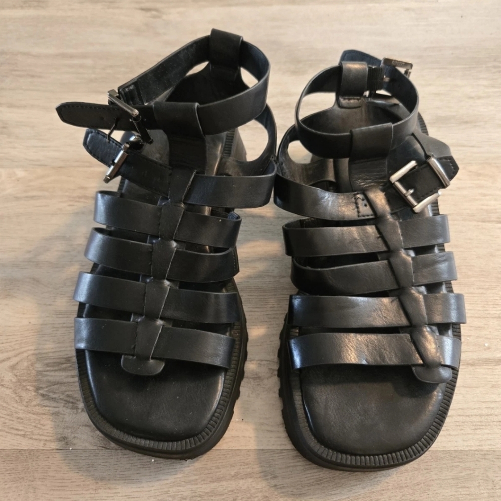 Torrid Women's Size 7 WW Chunky Black Gladiator Sandals